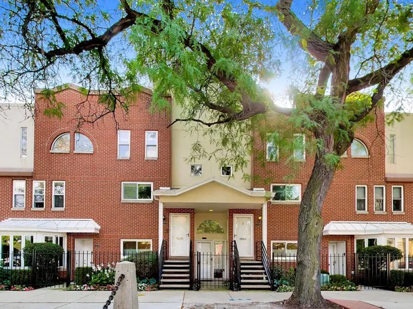 701 S Carpenter St Unit C, Chicago, IL 60607
