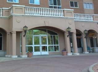 6711 Lake Shore Dr S APT 414, Minneapolis, MN 55423