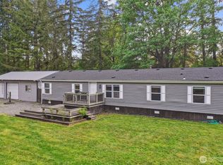 2106 S Bank Rd, Oakville, WA 98568