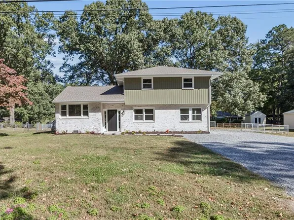 105 Cheadle Loop Rd, Seaford, VA 23696