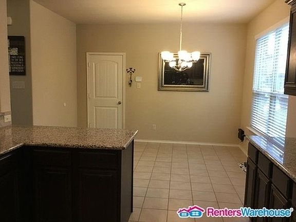 5th image of 1201 Honeywood Ln