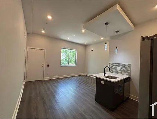 2121 N 7th St #2 — Photo 3