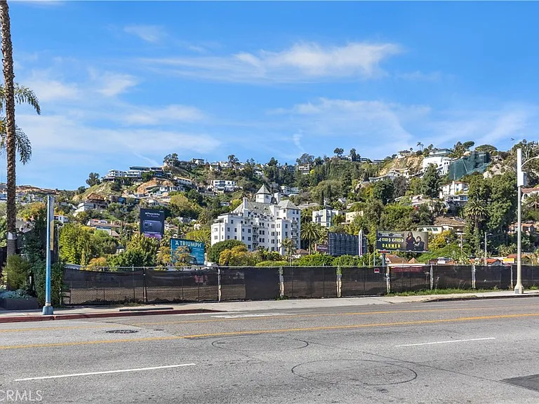 1424 N Crescent Heights Blvd #20 — Photo 43