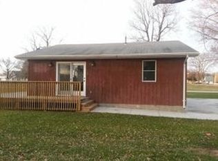 103 W Washington St, Avoca, IA 51521