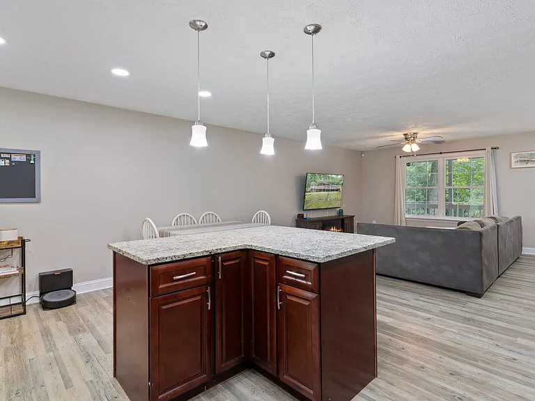 12418 Red Rock Ct — Photo 10