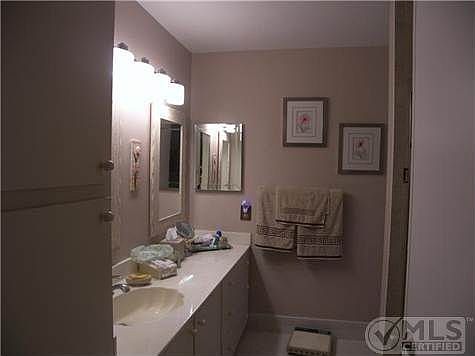 5th image of 10992 Washingtonia Palm Ct APT A