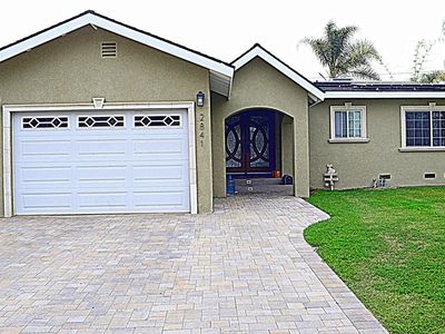 2841 Nipomo Ave, Long Beach, CA, 90815
