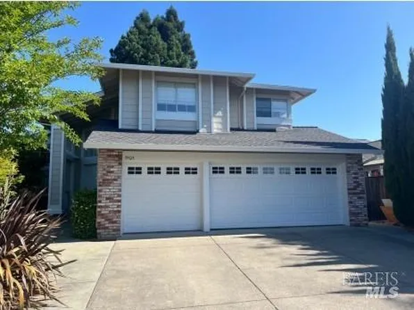 9405 Wellington Circle, Windsor, CA 95492