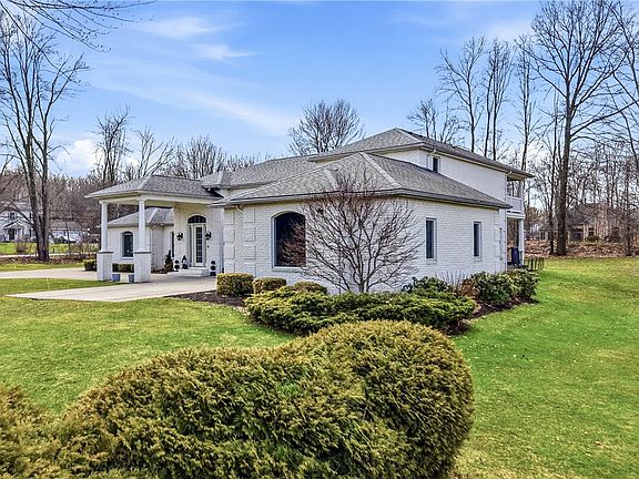 3rd image of 2440 Pierce Bluffs Dr