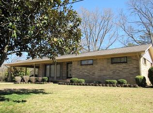 607 E Walker St, Fulton, MS 38843