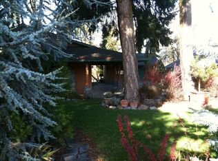 946 W Park St, Grants Pass, OR 97527