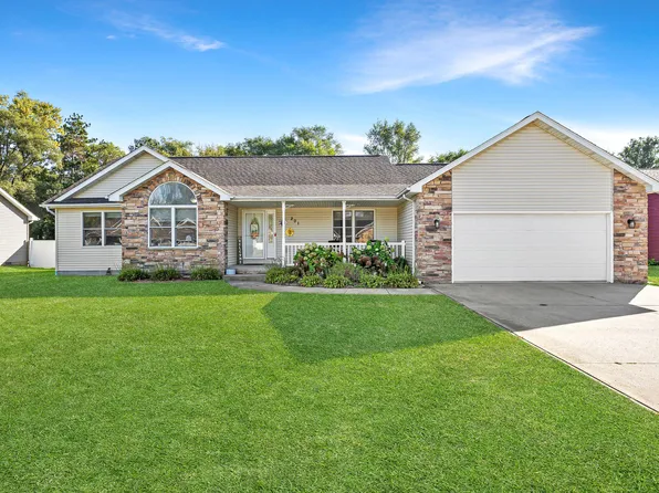 201 Ironwood St SW, Demotte, IN 46310