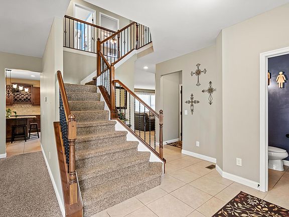 2nd image of 2820 Sycamore Creek Dr