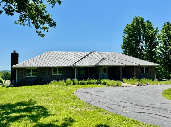 140 State Highway V, Long Lane, MO 65590