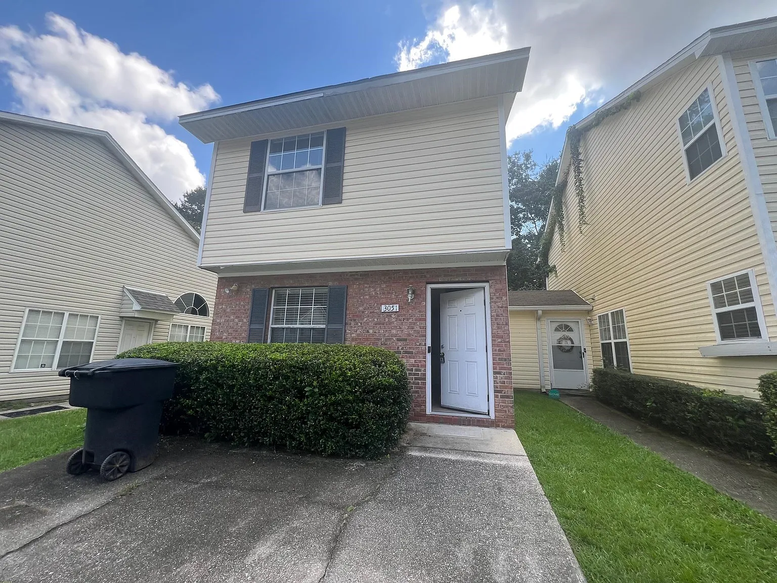 2 bed, 2.5 bath, 1188 sqft, $1,500 — Photo 1