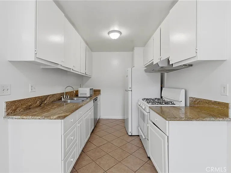 1250 S Brookhurst St #2058 — Photo 10