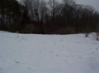 5480 W Ridge Dr, Ludington, MI 49431