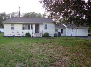3925 Old Logan Rd SE, Lancaster, OH 43130