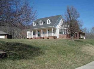 4 Marta Ln, Barboursville, WV 25504