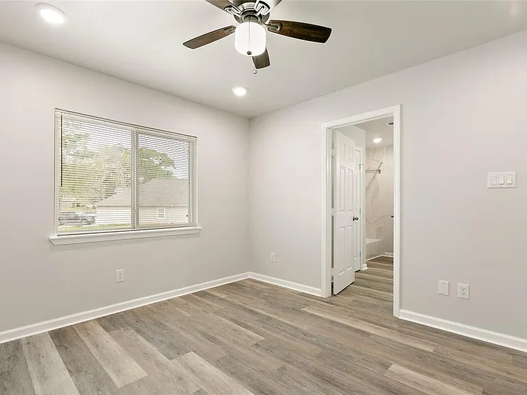 28402 Champion Oaks Dr #2 — Photo 14