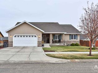 260 Brookfield Dr, Helena, MT 59602