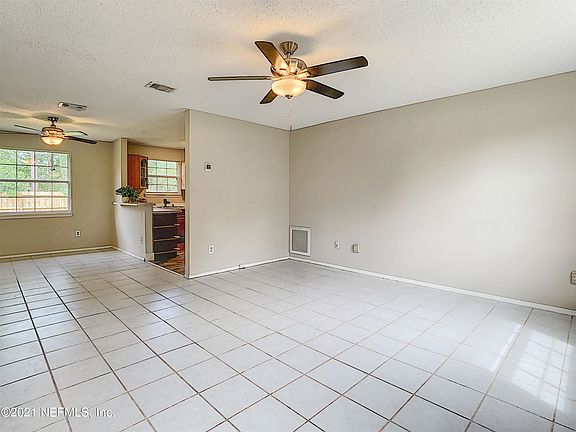 5th image of 10728 Appaloosa Dr #7