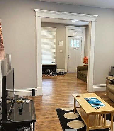 3rd image of 301 E 14th Ave #303