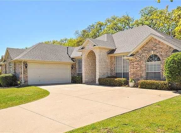 4th image of 7300 Heritage Oaks Ct