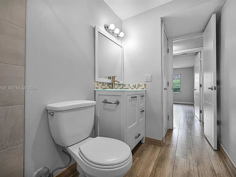 2225 SW 62nd Ct #2225 — Photo 31