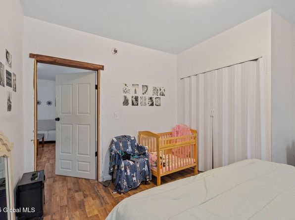 346 Locust Avenue, Amsterdam, NY 12010