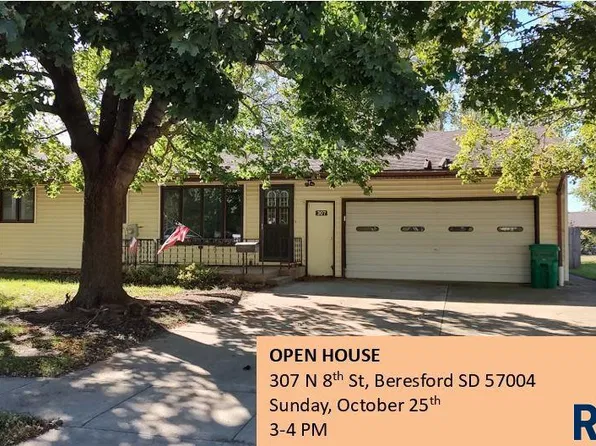307 N 8th St, Beresford, SD 57004