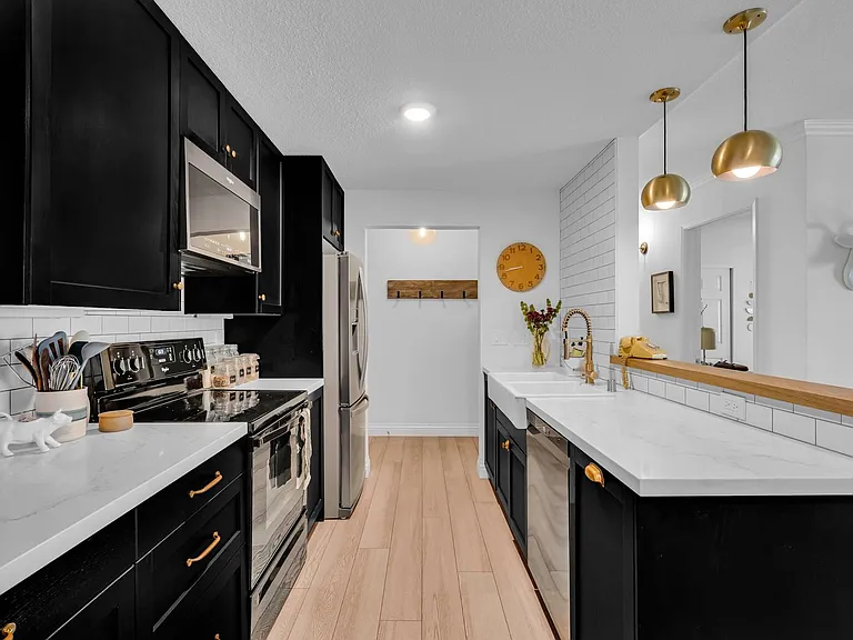 77 Fairmount Ave #105 — Photo 9