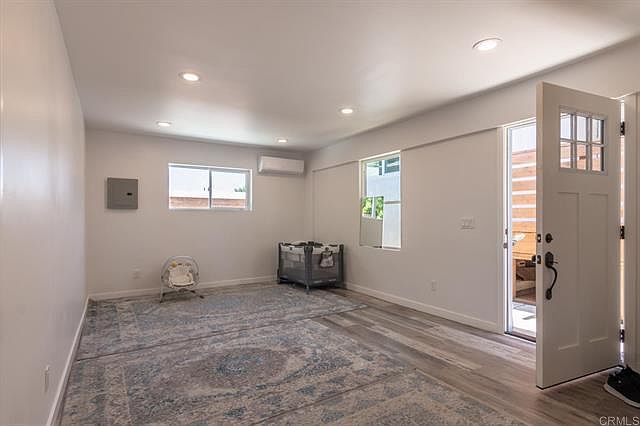 2nd image of 790 Leland Pl #B