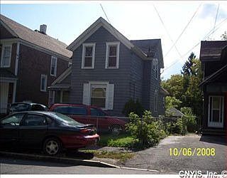 2nd image of 509 Grand Ave