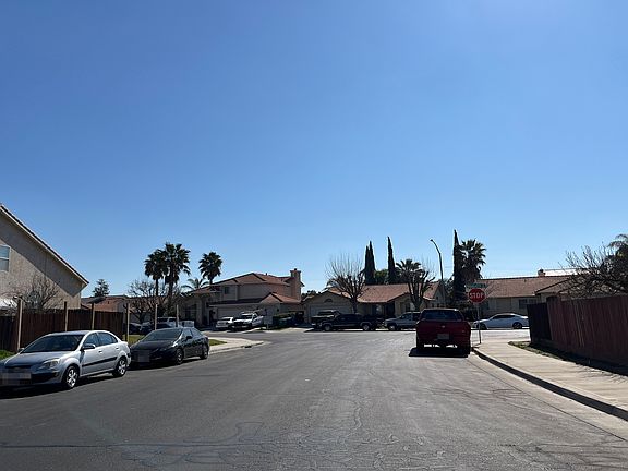 5th image of 218 Louie Ave