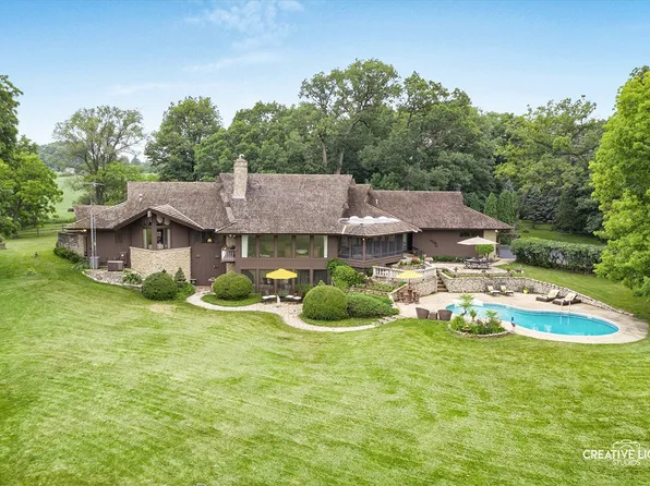 44W019 Main Street Rd, Elburn, IL 60119