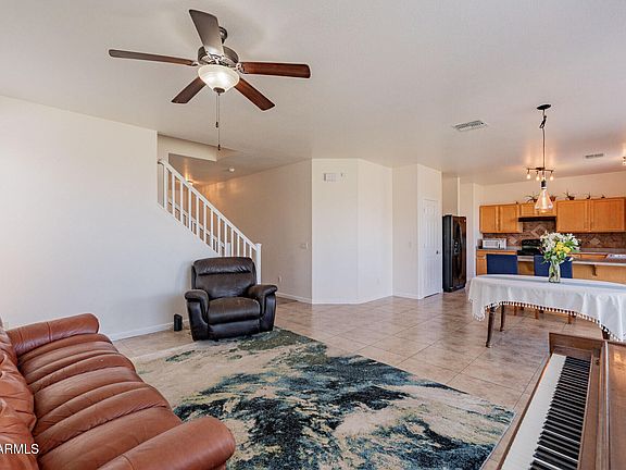 3rd image of 4934 E MEADOW LARK Way