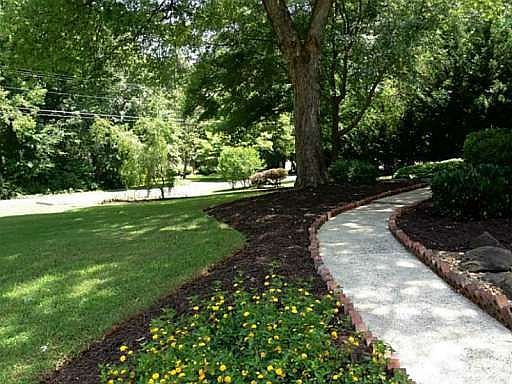 2nd image of 202 Foothill Dr