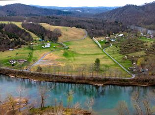 18 Outwest Ln, Hinton, WV 25951