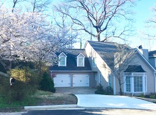 1079 Club Pl, Atlanta, GA 30319