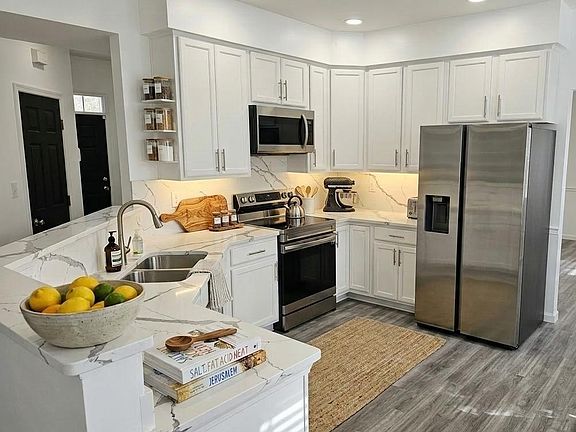 5th image of 2300 Hawks Landing Ct