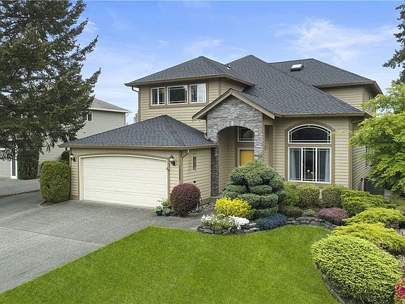 2nd image of 18005 90th Ave E