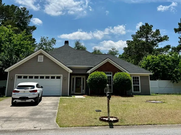 106 Woodfield Dr, Warner Robins, GA 31088