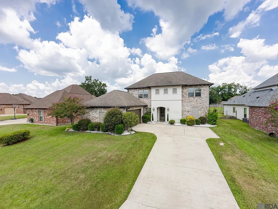37436 Amalfi Dr