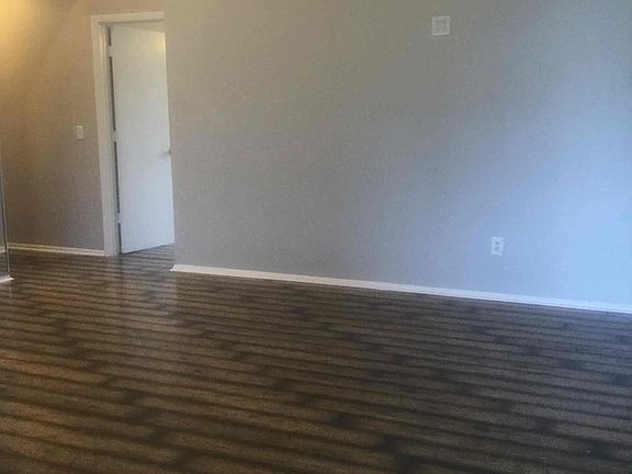 2nd image of 4051 SW Balleto St