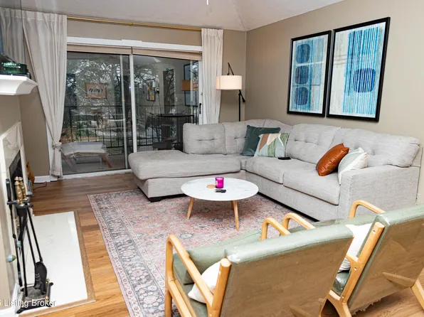 405 Forest Park Rd, Louisville, KY 40223