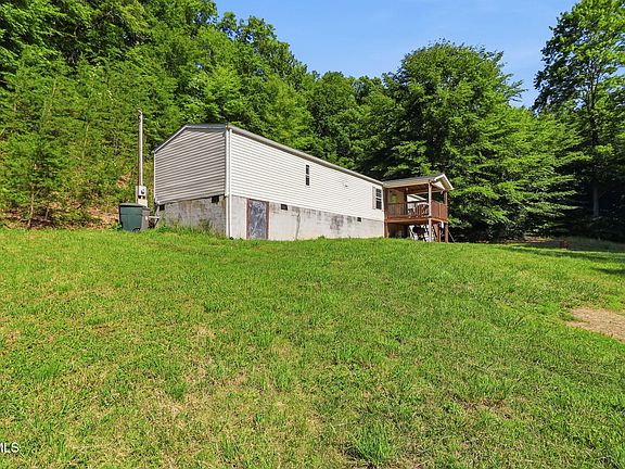 4th image of 195 Bow Dr