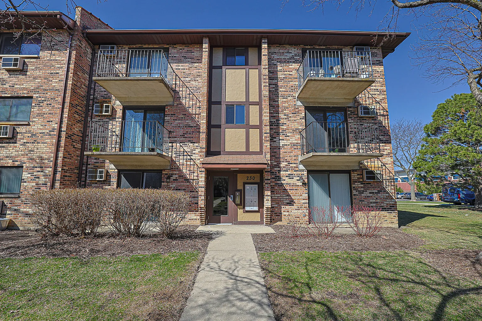 230 Klein Creek Ct APT F photo 1