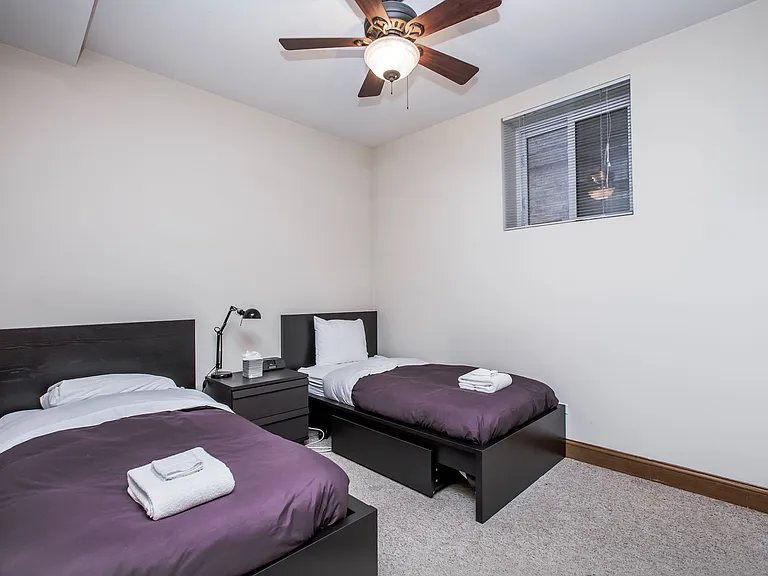 1914 N Wood St #0 — Photo 17