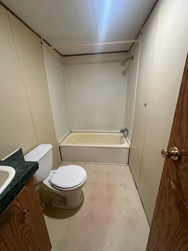 605 Henrietta Street - 1 — Photo 2